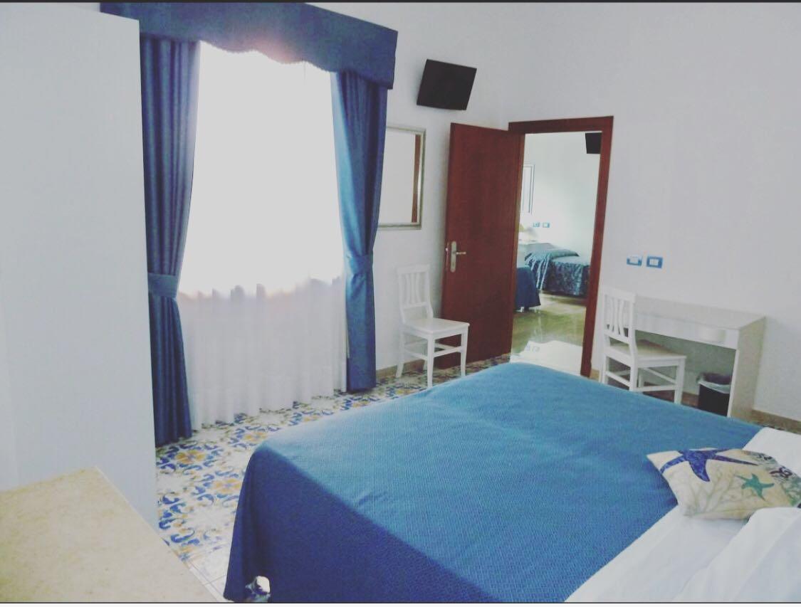 Hotel Britannia Сорренто Екстер'єр фото