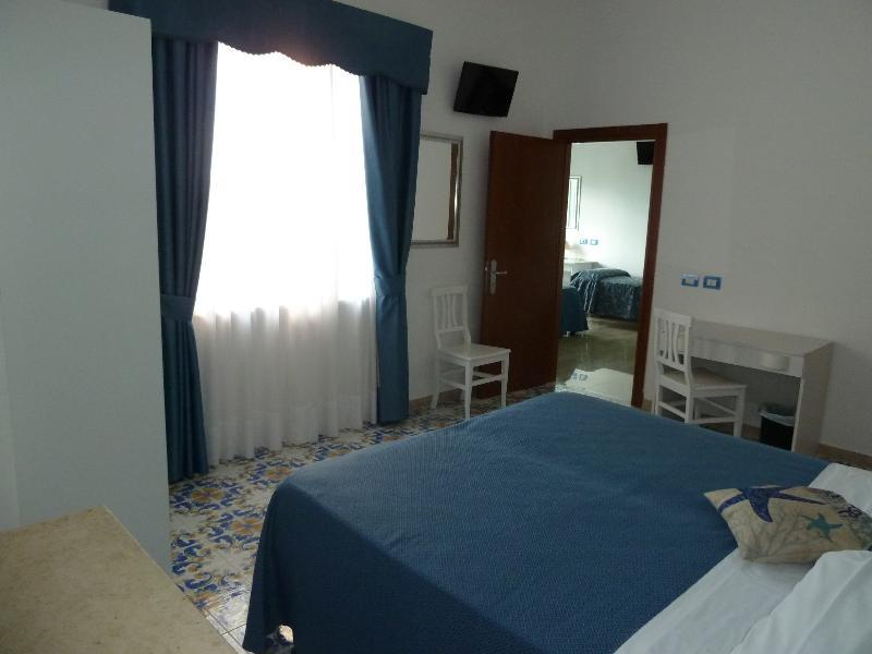Hotel Britannia Сорренто Екстер'єр фото